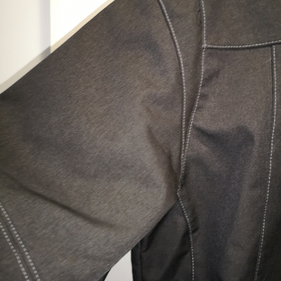 KUHL Impakt Jacket Black Large - Picture 12 of 13